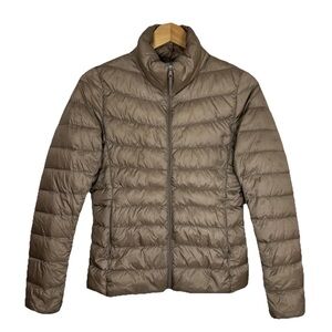 Uniqlo Ultra Light Down Jacket Women Small Beige/Tan Puffer Coat Water Repellent
